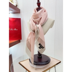 Louis Vuitton Scarf